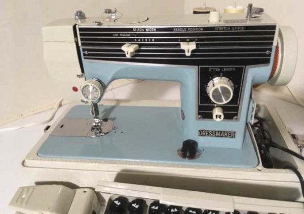 Dressmaker S-6000 Sewing Machine Instruction Manual