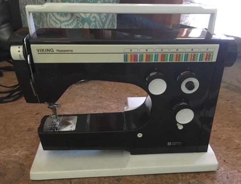 Viking Husqvarna 6440 Sewing Machine Instruction Manual
